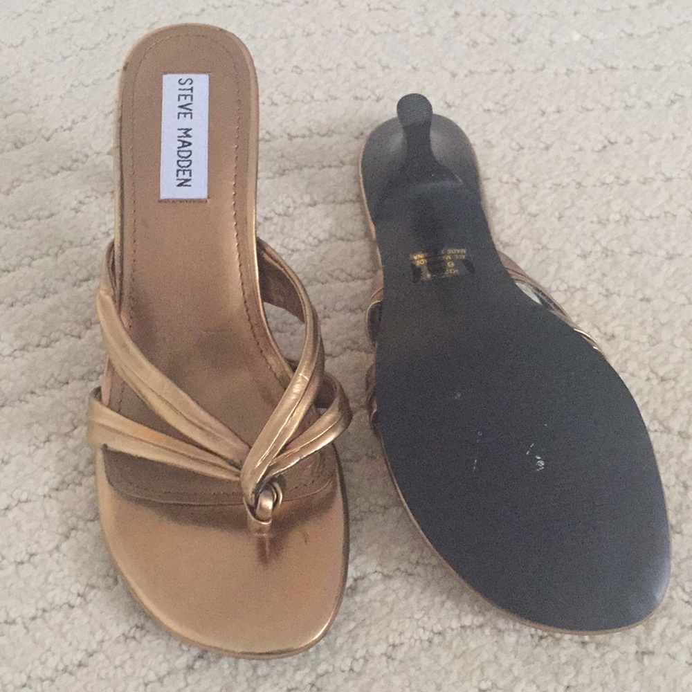 Gold Steve Madden sandals